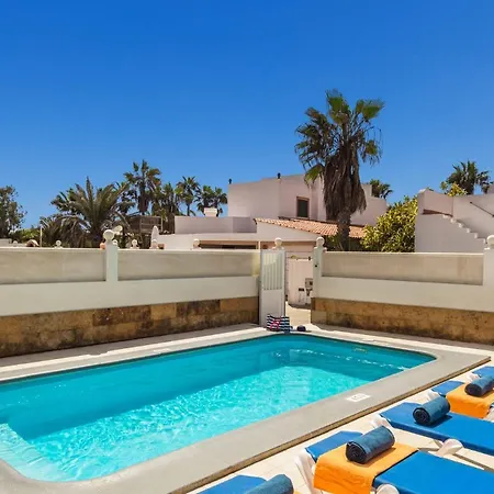 Vila Tamarindos By *